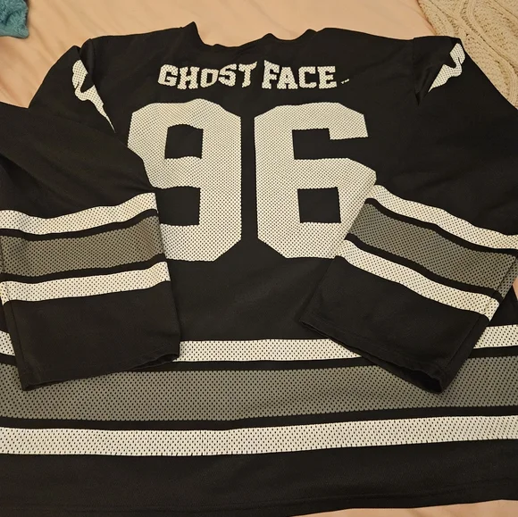 Scream Ghost Face '96 Slasher Knife Hockey Jersey Unisex Size XL - Picture 2 of 5